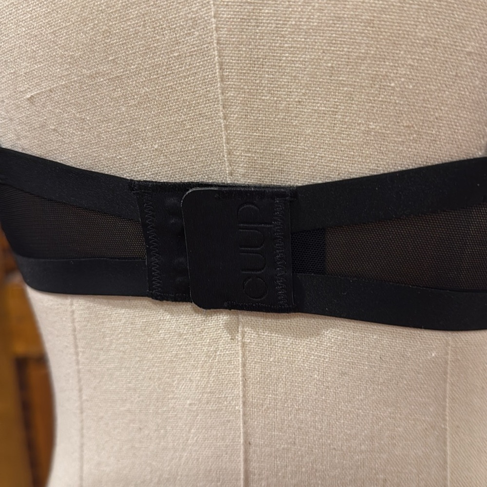 CUUP plunge black mesh bra - Picture 5 of 5